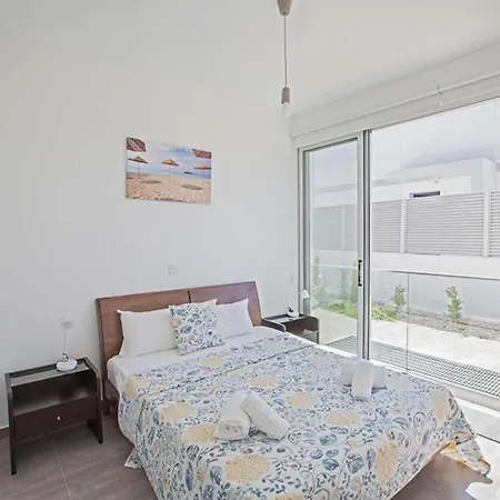 The Zorba 4 *