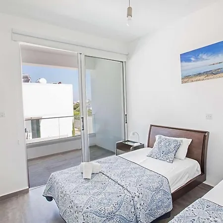 The Zorba 4 *